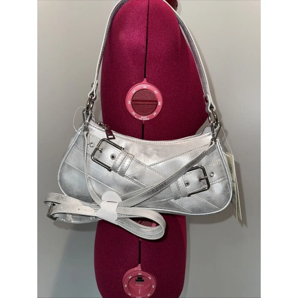 No Boundaries Vegan Fashion Shoulder Bag / Crossbody Metallic Silver Women's‎